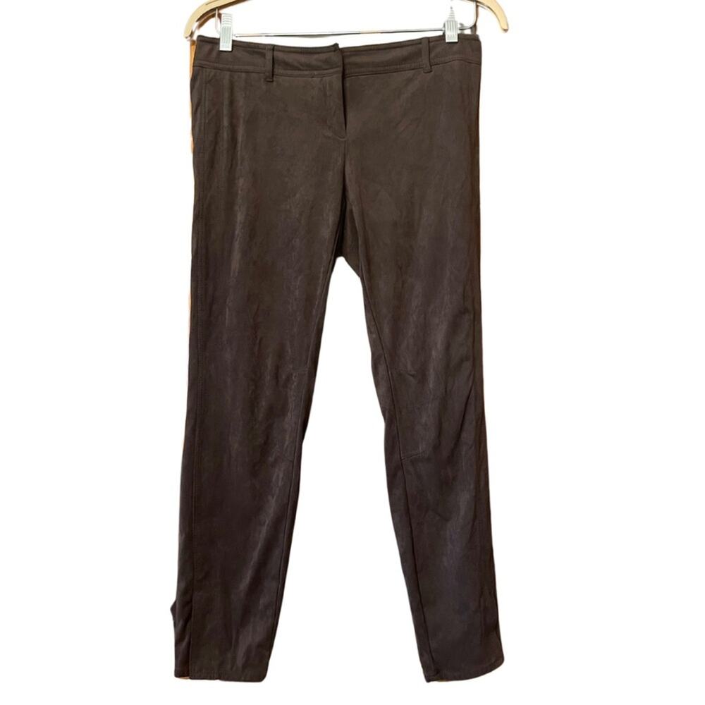 New York & Company stretch brown soft velvety feel jeans. Size 6.